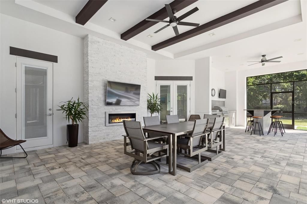 Recently Sold: $1,795,000 (5 beds, 5 baths, 4331 Square Feet)