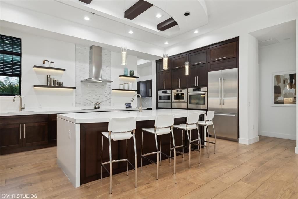 Recently Sold: $1,795,000 (5 beds, 5 baths, 4331 Square Feet)