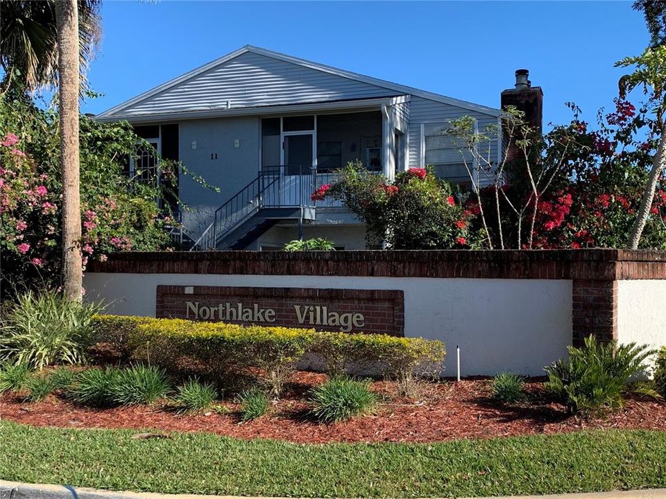 Recently Sold: $190,000 (2 beds, 2 baths, 912 Square Feet)