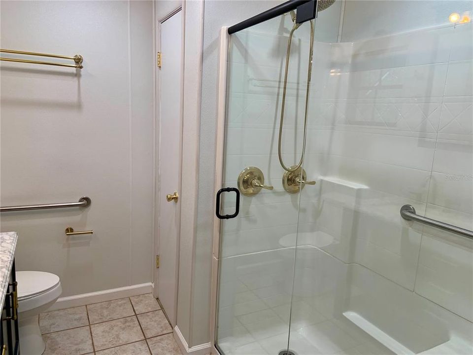 最近售出: $399,900 (3 贝兹, 2 浴室, 1600 平方英尺)
