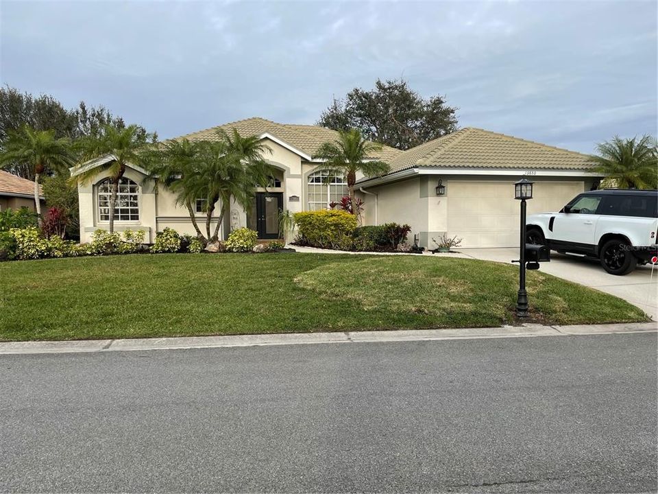 Recently Sold: $525,000 (3 beds, 2 baths, 2113 Square Feet)