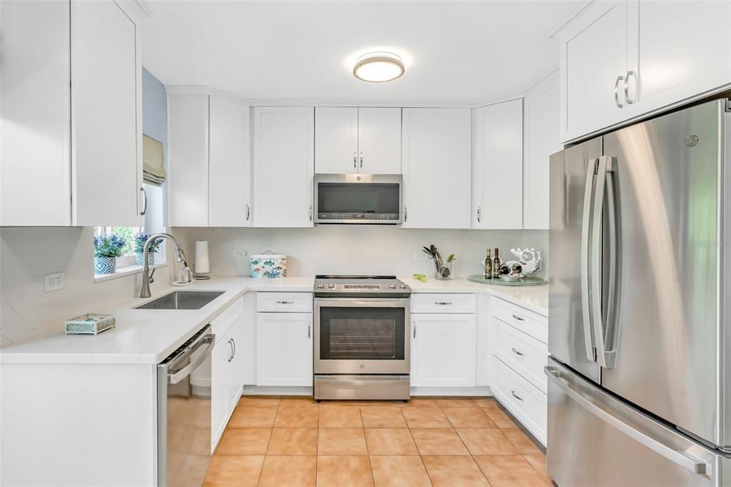 Recently Sold: $775,000 (3 beds, 2 baths, 1200 Square Feet)