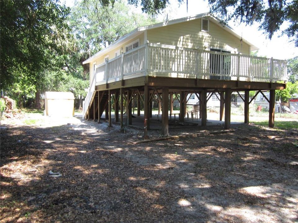 Recently Sold: $295,000 (3 beds, 1 baths, 912 Square Feet)