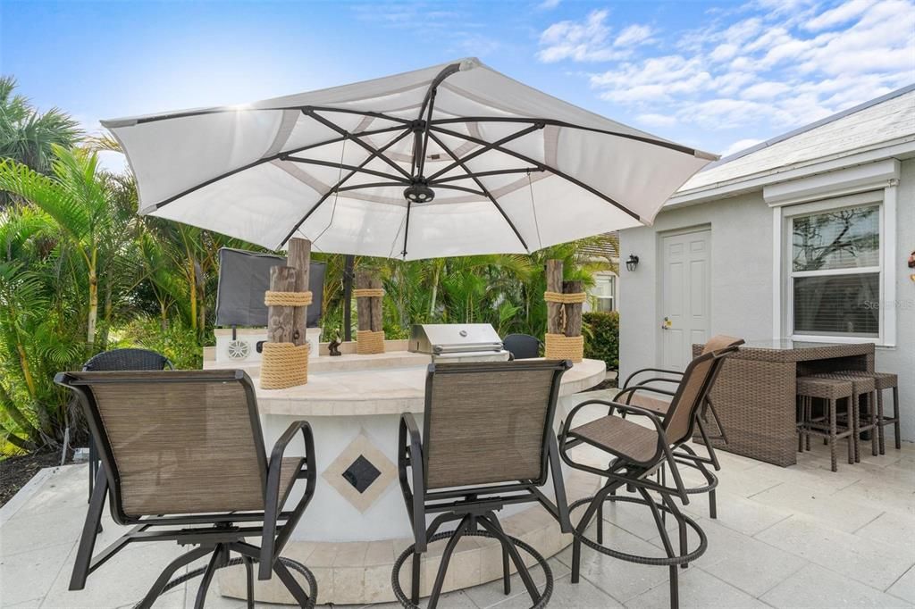 Recently Sold: $1,195,000 (4 beds, 2 baths, 2345 Square Feet)