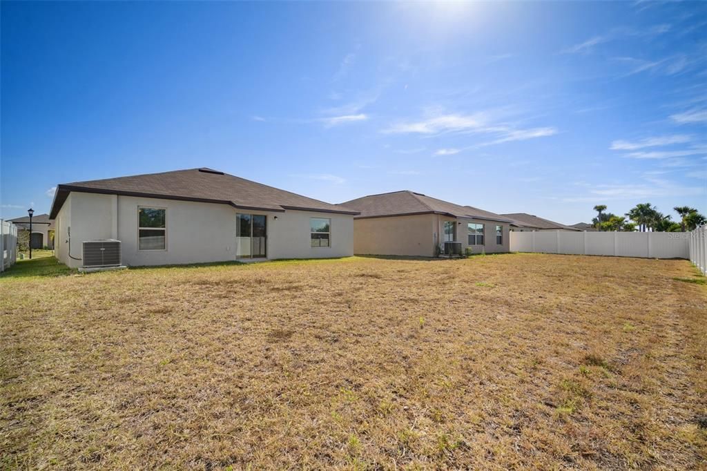 Recently Sold: $330,000 (3 beds, 2 baths, 1540 Square Feet)