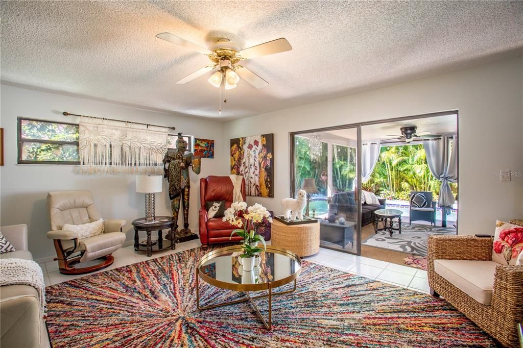 Recently Sold: $675,000 (4 beds, 2 baths, 2085 Square Feet)