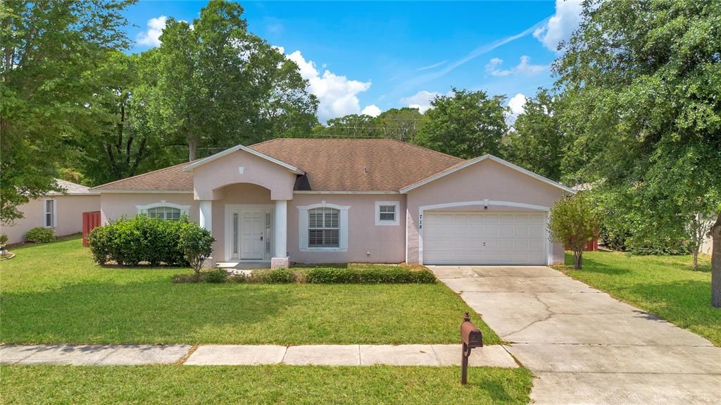 Recently Sold: $345,000 (4 beds, 2 baths, 2000 Square Feet)