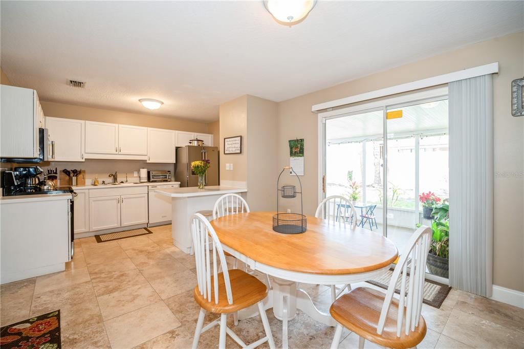 Dining room/Kitchen