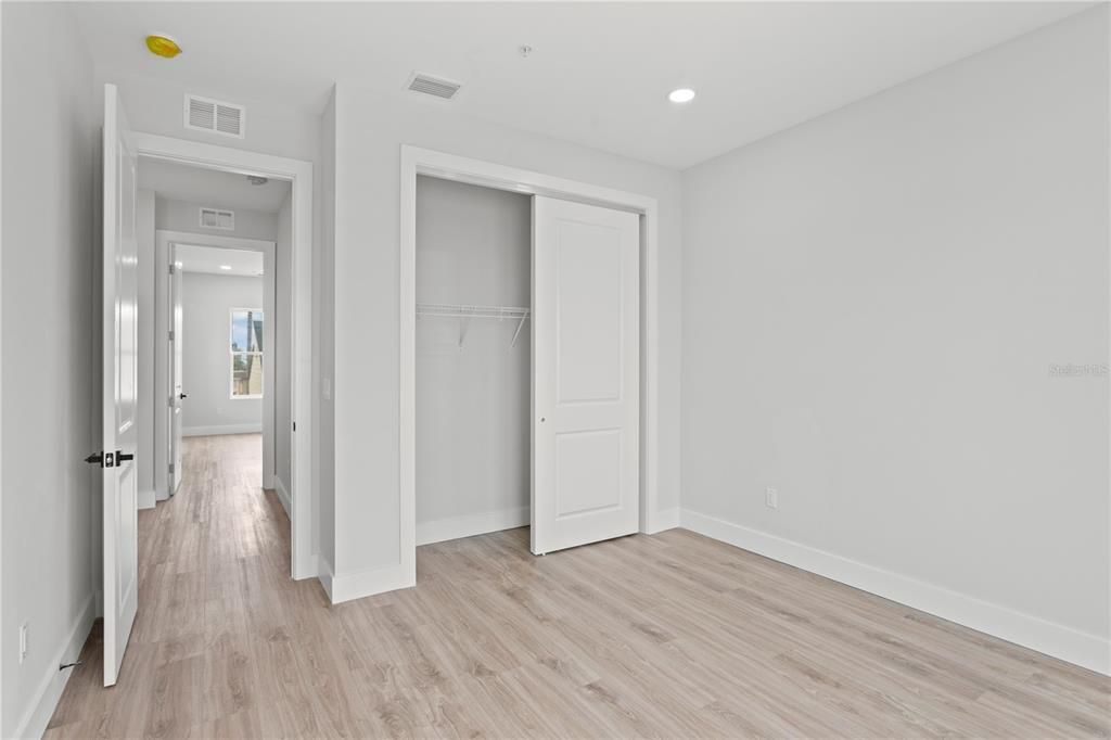 Active With Contract: $1,750,000 (5 beds, 4 baths, 2519 Square Feet)