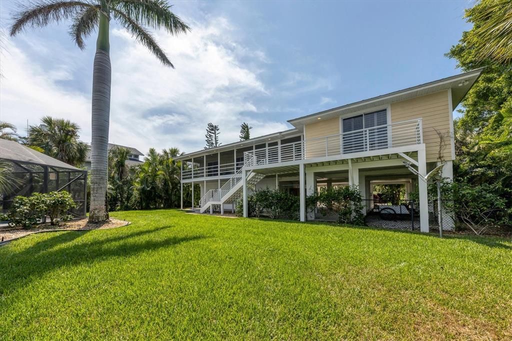 For Sale: $2,100,000 (3 beds, 2 baths, 2181 Square Feet)