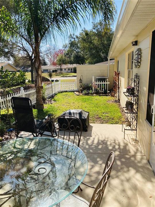 Recently Rented: $1,600 (2 beds, 2 baths, 1233 Square Feet)