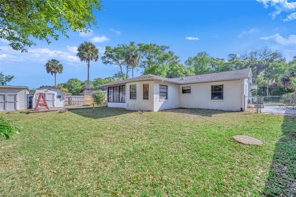 Recently Sold: $239,000 (2 beds, 2 baths, 1364 Square Feet)