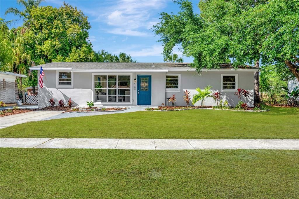 Recently Sold: $490,000 (4 beds, 2 baths, 1694 Square Feet)