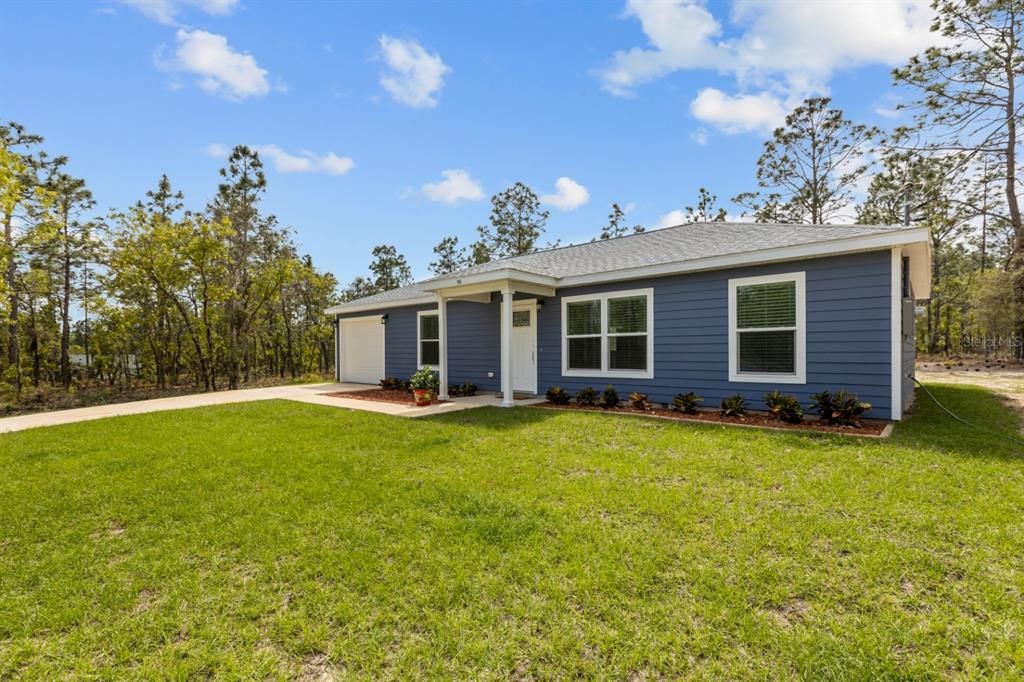Recently Sold: $259,000 (3 beds, 2 baths, 1060 Square Feet)
