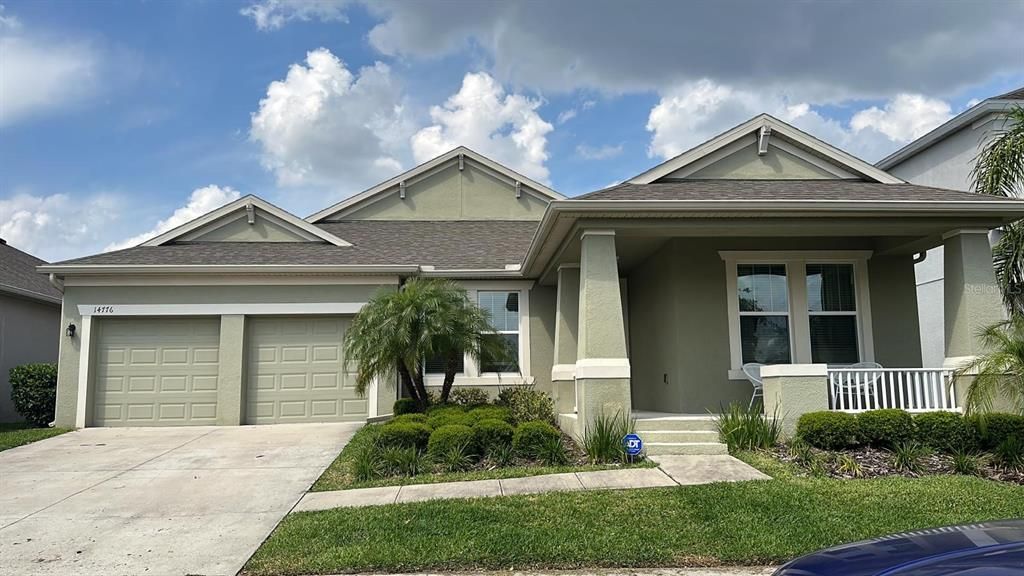 Recently Sold: $910,000 (4 beds, 3 baths, 2876 Square Feet)
