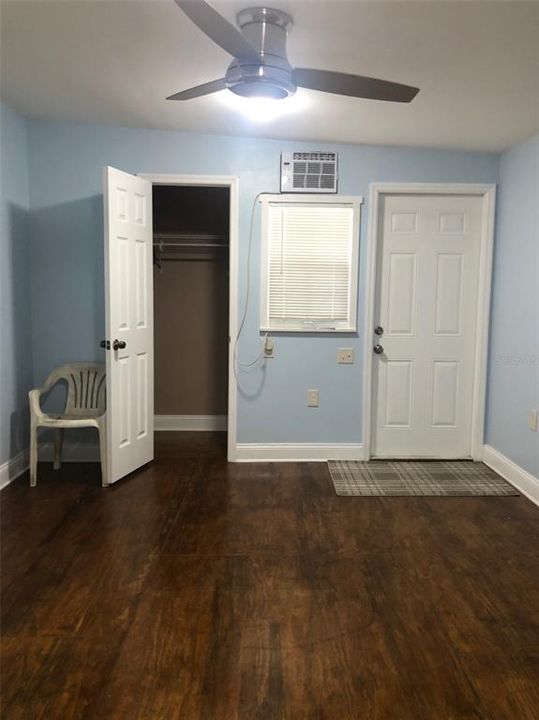 Recently Sold: $150,000 (2 beds, 2 baths, 528 Square Feet)