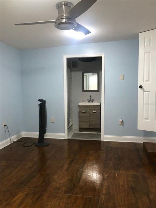 Recently Sold: $150,000 (2 beds, 2 baths, 528 Square Feet)