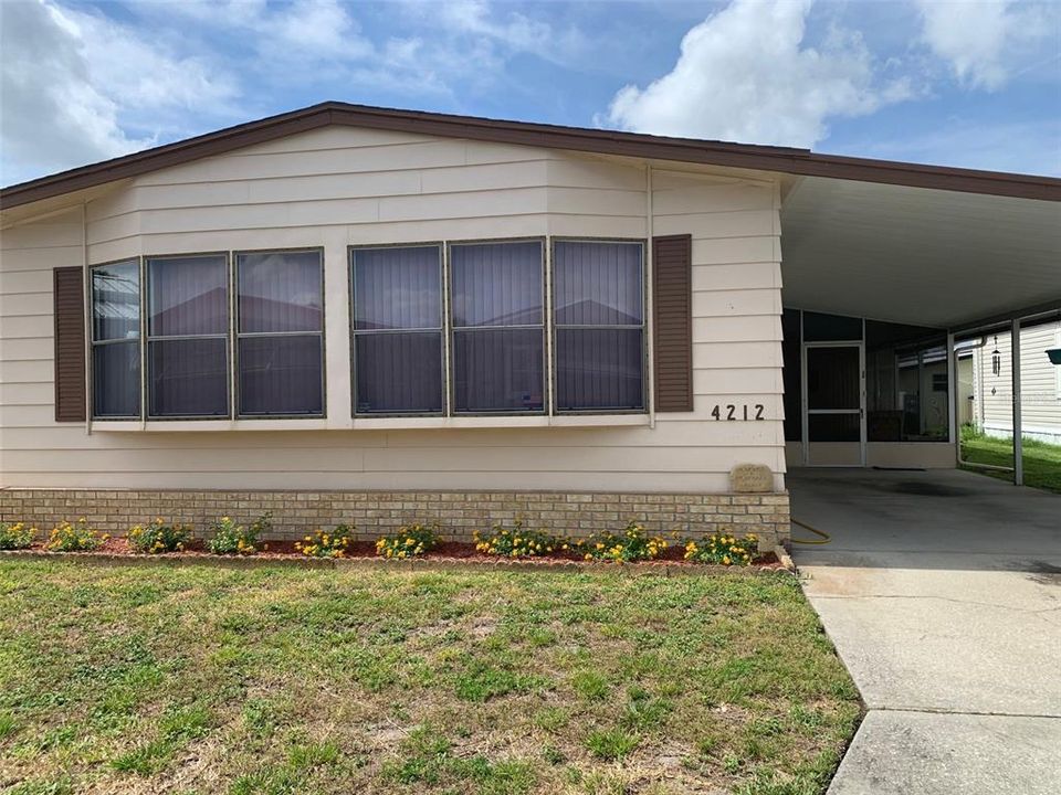 Recently Sold: $114,000 (2 beds, 2 baths, 1265 Square Feet)