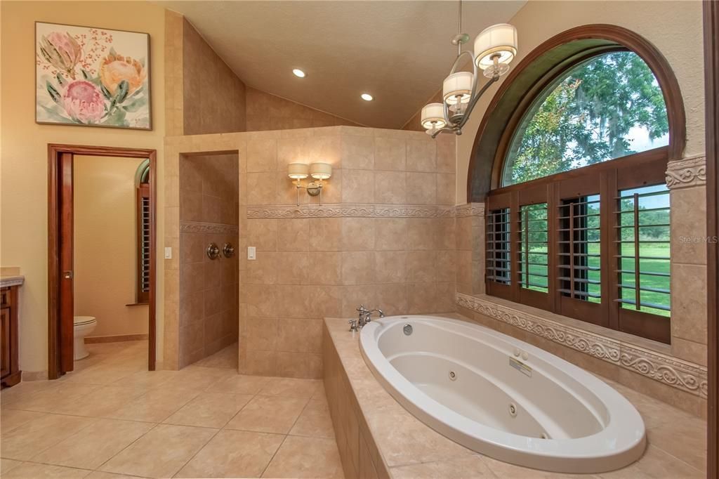最近售出: $1,399,000 (3 贝兹, 3 浴室, 6746 平方英尺)