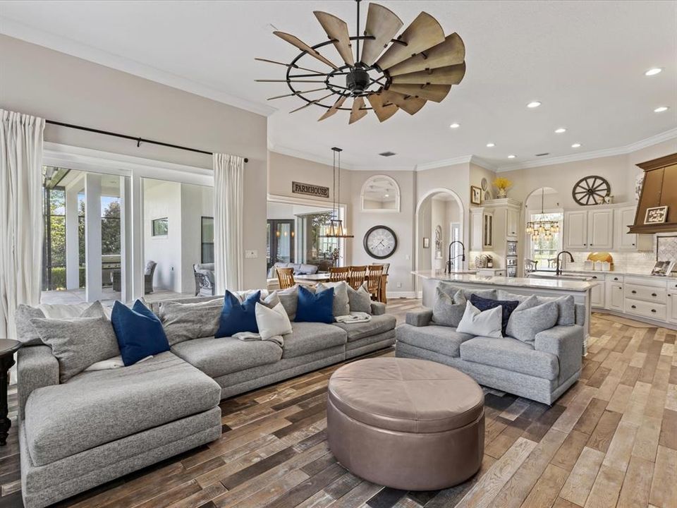 Recently Sold: $1,799,990 (5 beds, 4 baths, 4617 Square Feet)