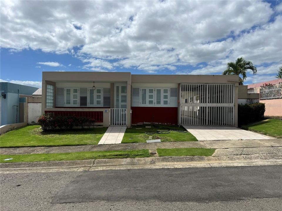 Vendido Recientemente: $175,000 (3 camas, 2 baños, 1300 Pies cuadrados)