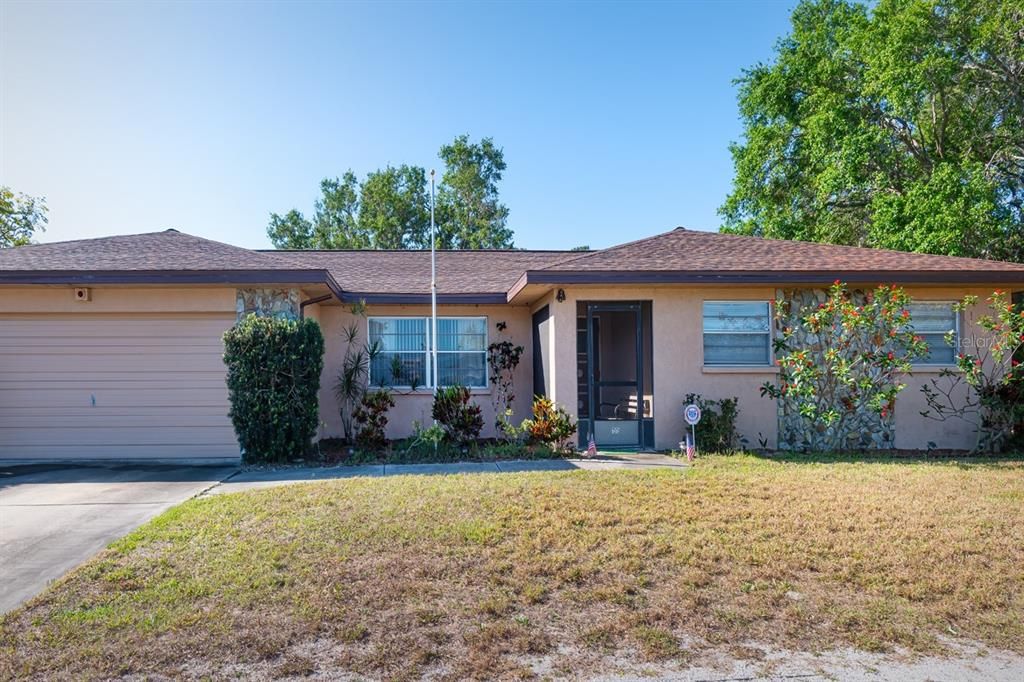 Recently Sold: $489,000 (3 beds, 2 baths, 2008 Square Feet)