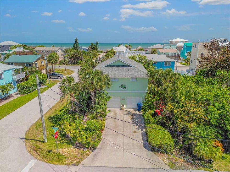 Recently Sold: $675,000 (3 beds, 2 baths, 1976 Square Feet)