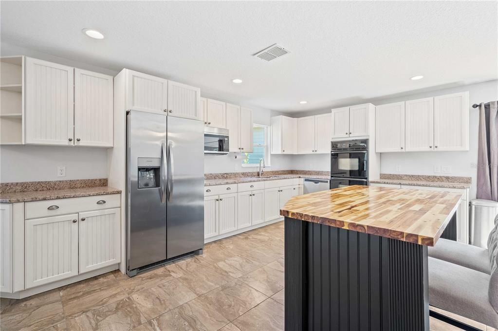 Recently Sold: $515,000 (3 beds, 2 baths, 1401 Square Feet)