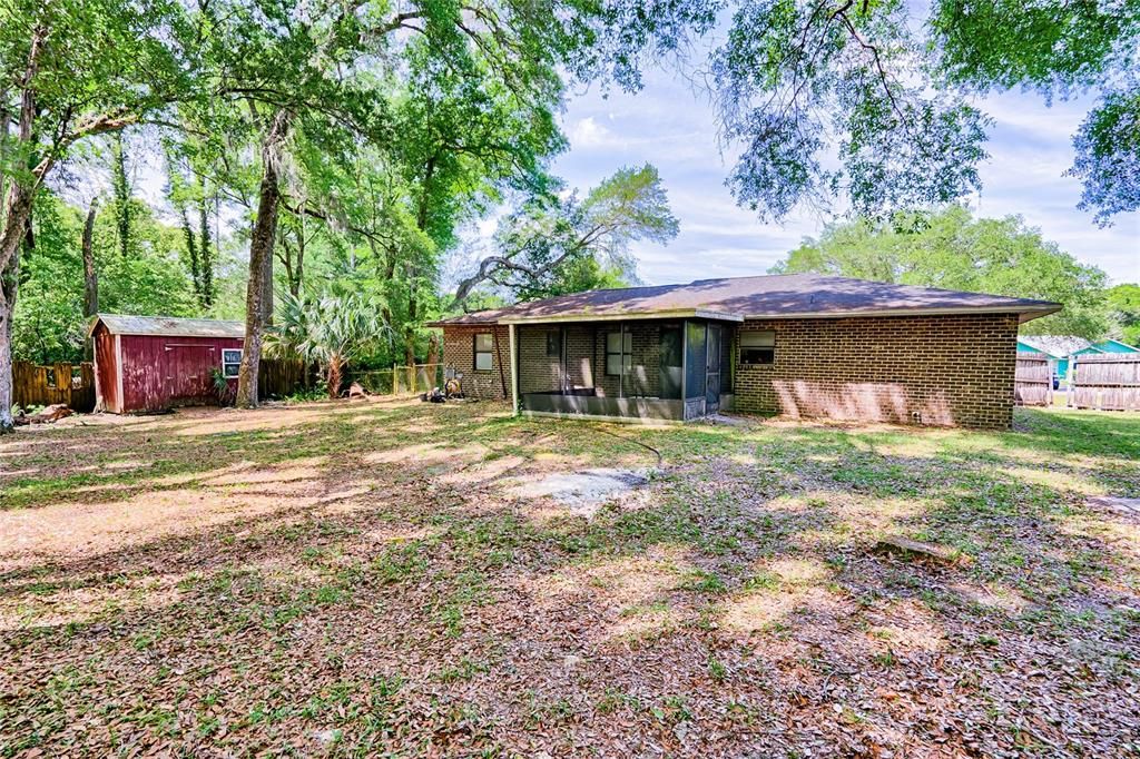 Recently Sold: $189,900 (3 beds, 1 baths, 1344 Square Feet)