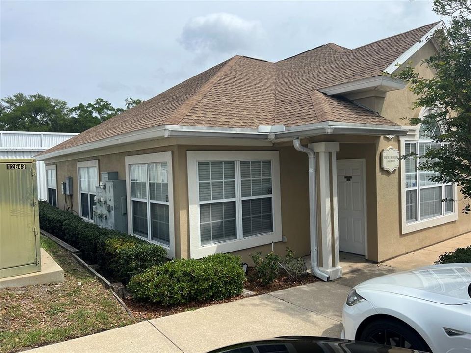 最近售出: $22,789 (0 贝兹, 0 浴室, 1140 平方英尺)