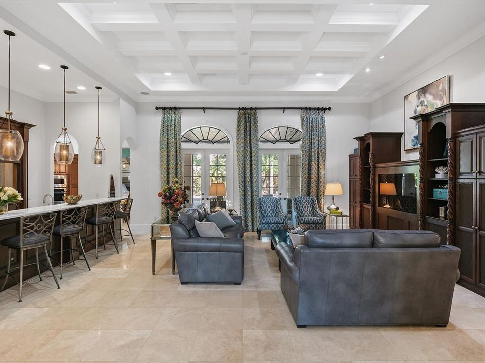 Recently Sold: $2,100,000 (5 beds, 6 baths, 5749 Square Feet)