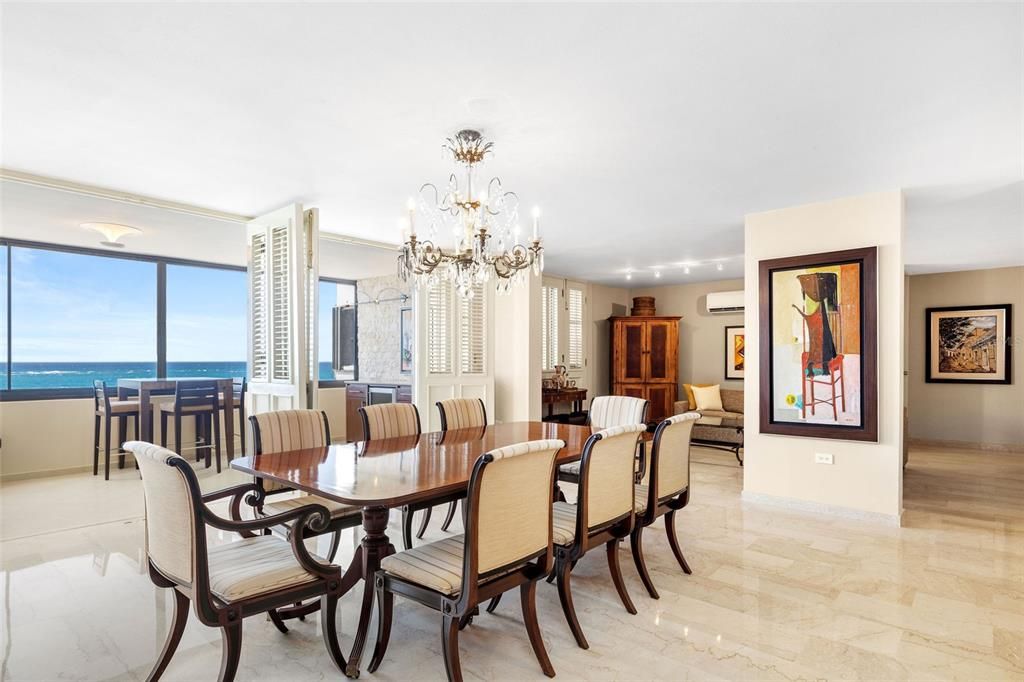 Recently Sold: $2,595,000 (3 beds, 2 baths, 3020 Square Feet)