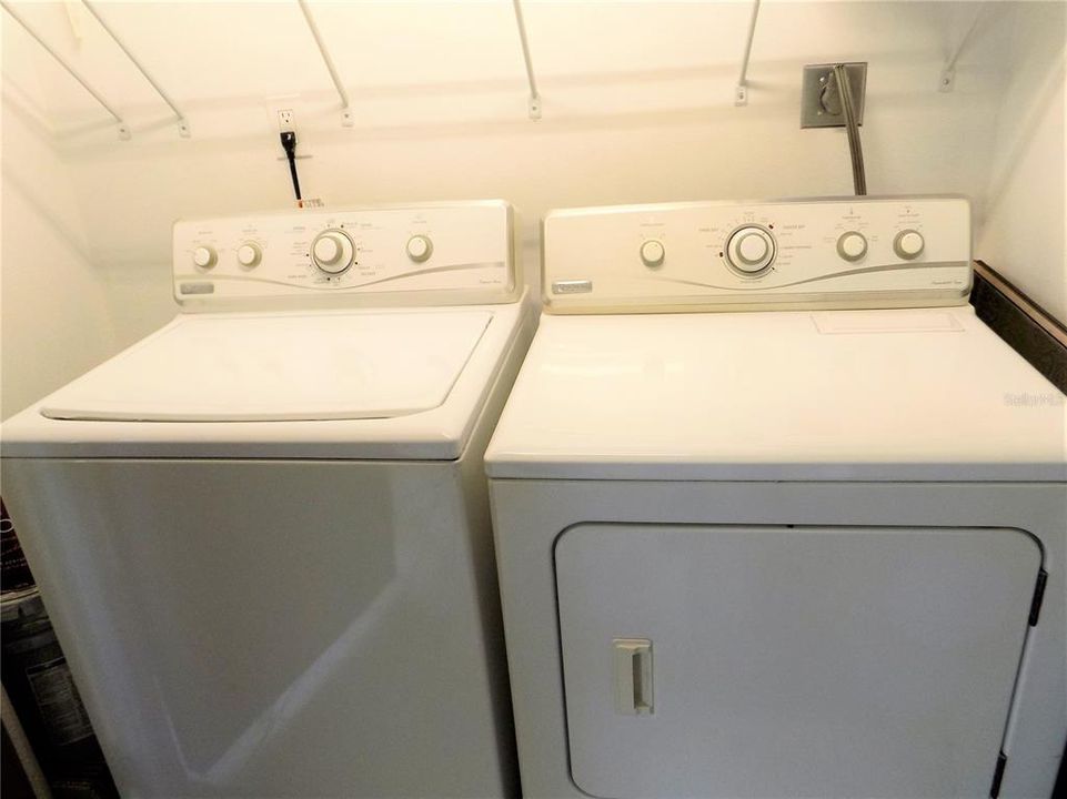 FULL SIZE WASHER DRYER INCLUDED
