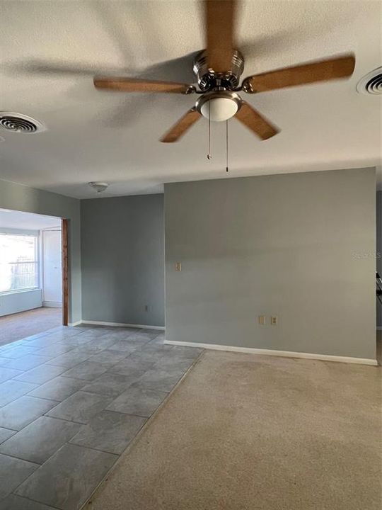 Recently Rented: $1,650 (2 beds, 2 baths, 1150 Square Feet)