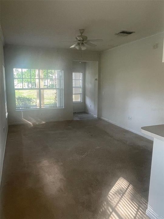 Recently Rented: $1,400 (2 beds, 2 baths, 1077 Square Feet)