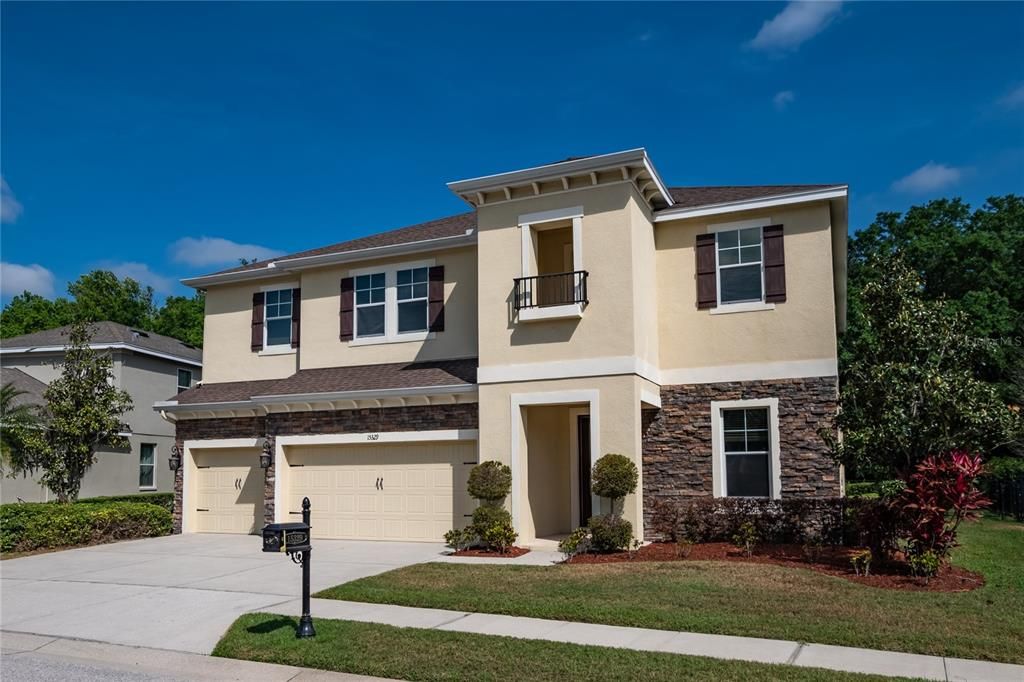 Recently Rented: $5,900 (5 beds, 4 baths, 4346 Square Feet)