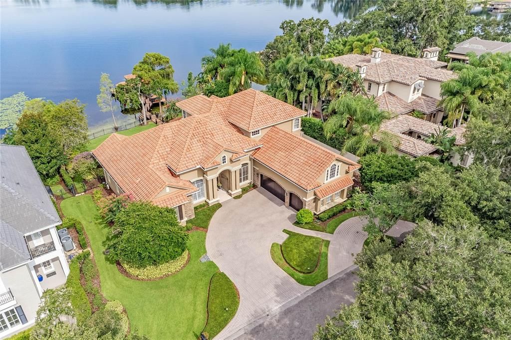Recently Sold: $3,300,000 (5 beds, 4 baths, 5015 Square Feet)