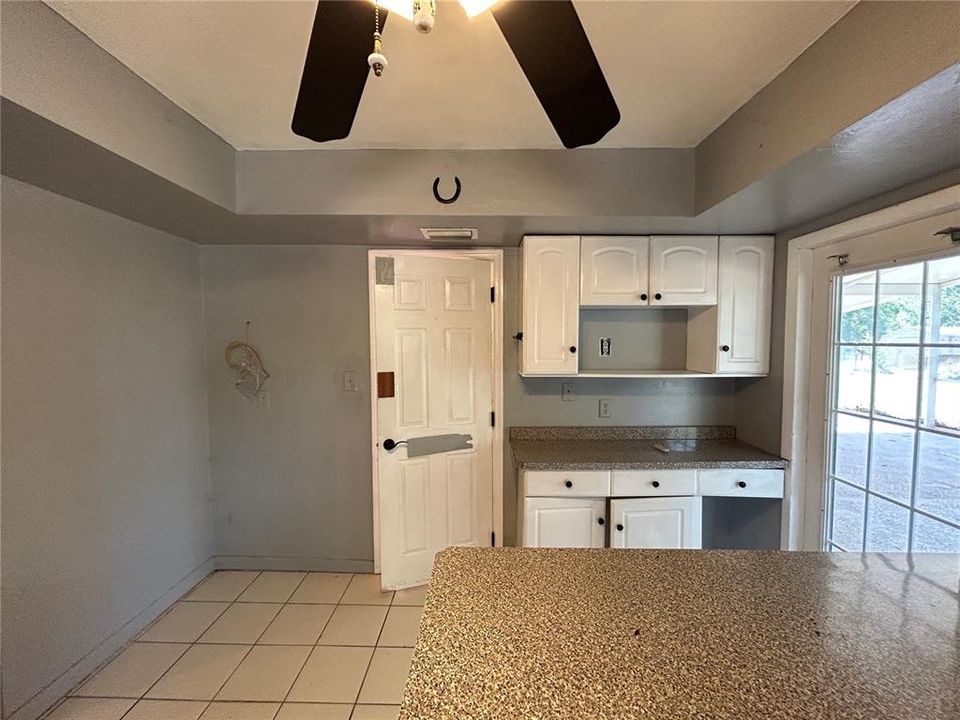 Recently Sold: $449,000 (4 beds, 2 baths, 1648 Square Feet)