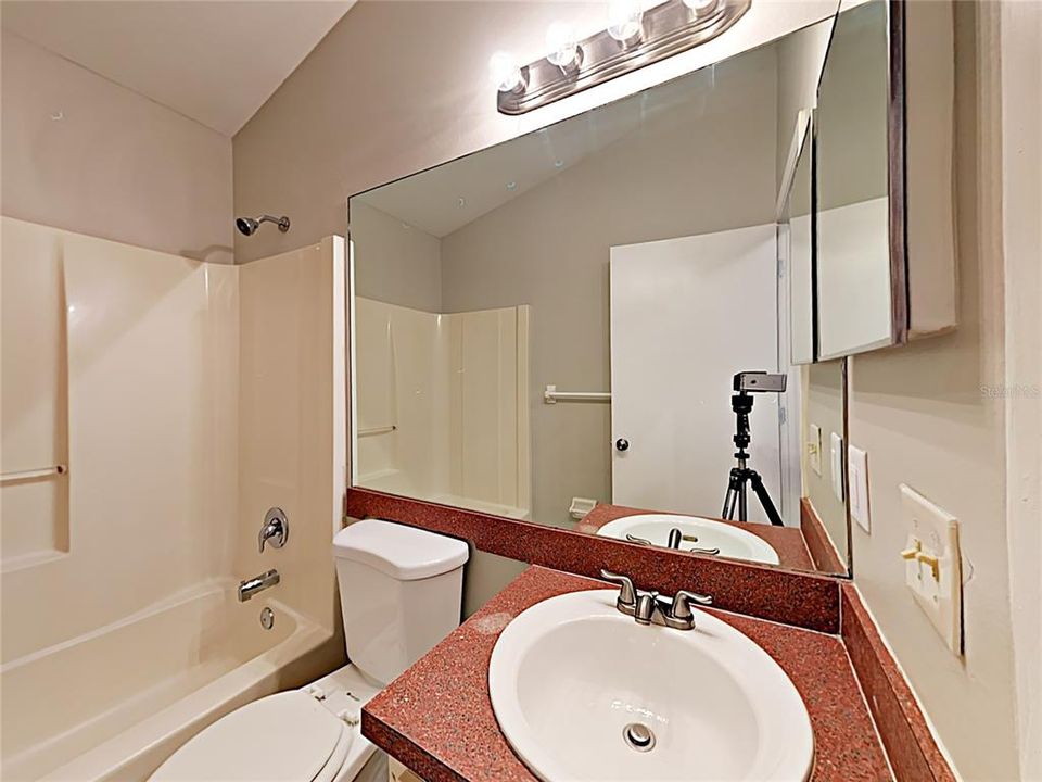 最近租的: $2,319 (3 贝兹, 2 浴室, 1260 平方英尺)