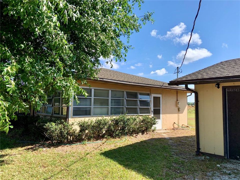 Recently Sold: $380,000 (2 beds, 3 baths, 1680 Square Feet)