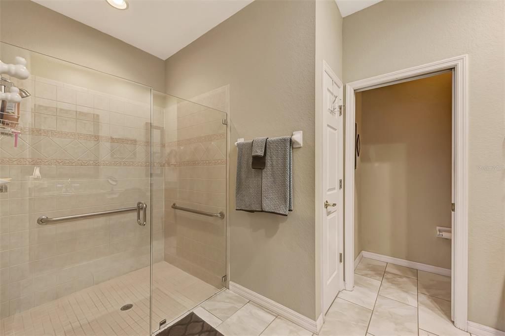 最近售出: $424,900 (2 贝兹, 2 浴室, 1902 平方英尺)