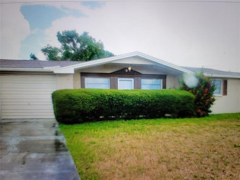 Vendido Recientemente: $200,000 (3 camas, 1 baños, 1272 Pies cuadrados)