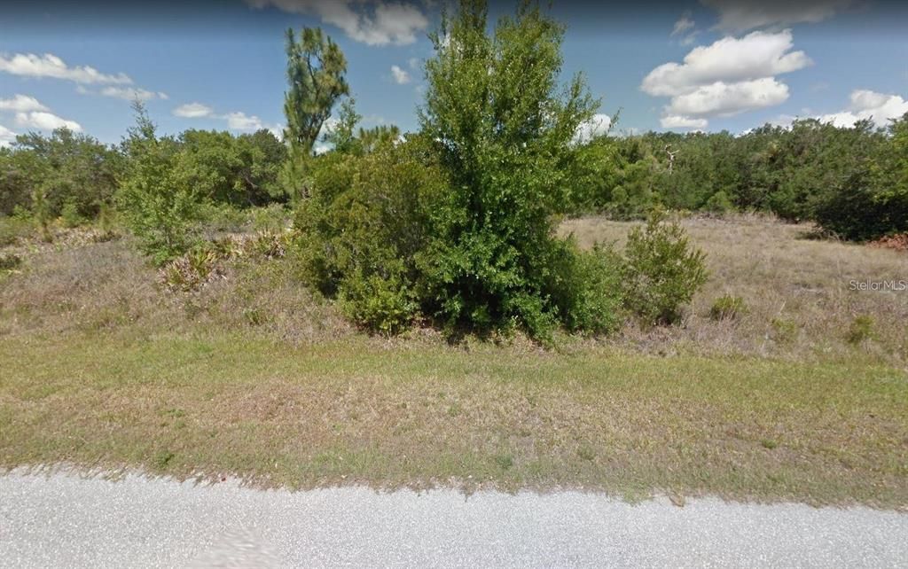 Vendido Recientemente: $12,000 (0.23 acres)