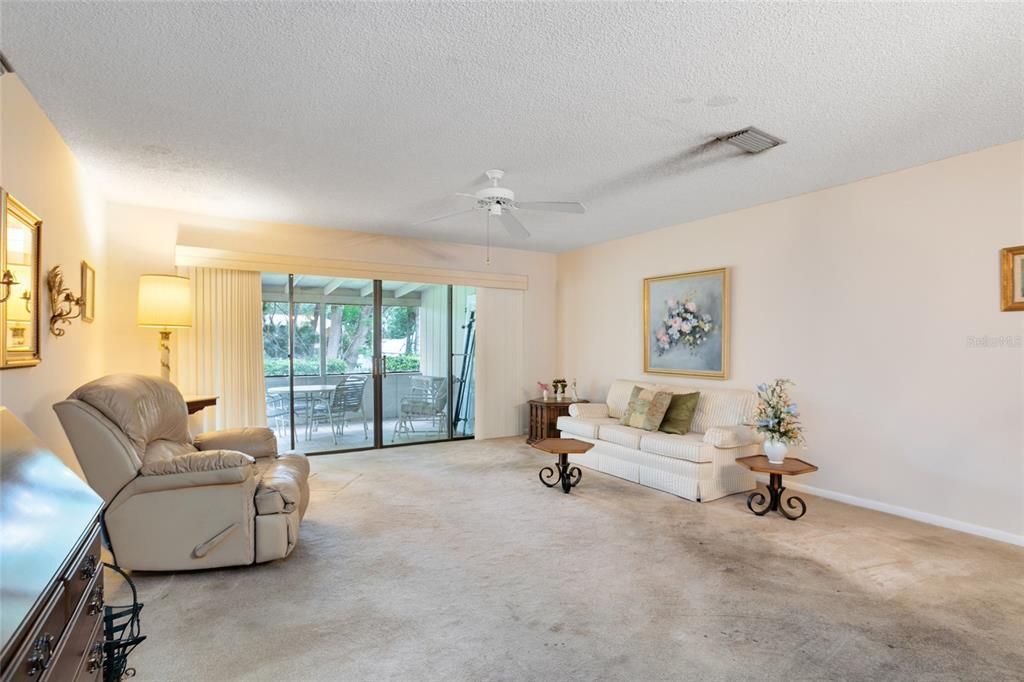 Recently Sold: $197,000 (2 beds, 2 baths, 1157 Square Feet)