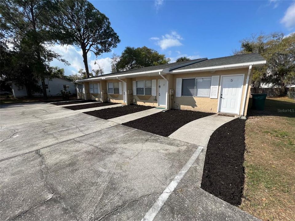 Recently Sold: $750,000 (10 beds, 0 baths, 4200 Square Feet)