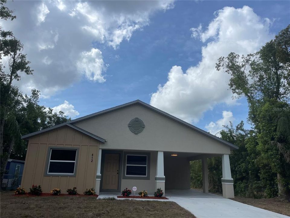 Recently Sold: $272,500 (3 beds, 2 baths, 1381 Square Feet)