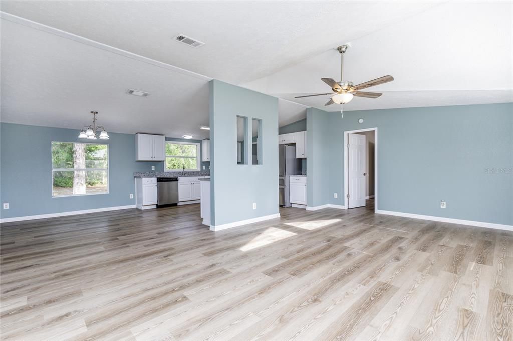 Recently Sold: $248,000 (4 beds, 2 baths, 1782 Square Feet)