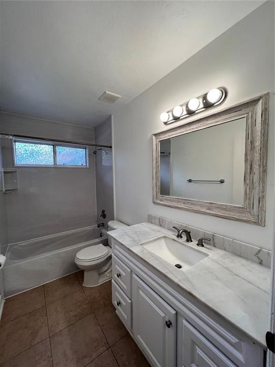 2nd Bathroom