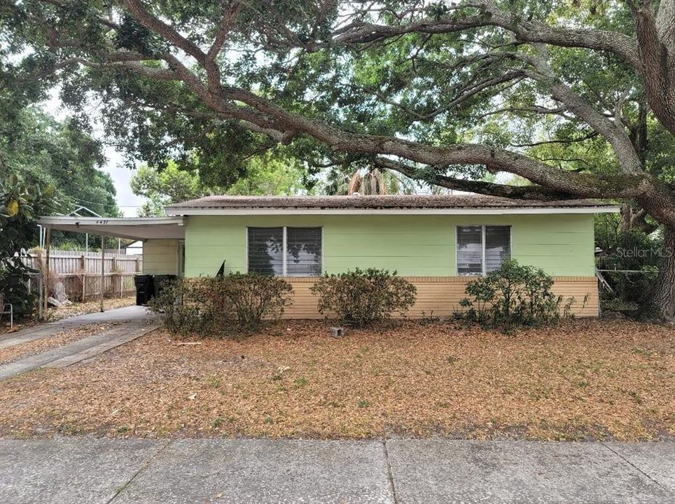 Recently Sold: $199,900 (2 beds, 1 baths, 768 Square Feet)