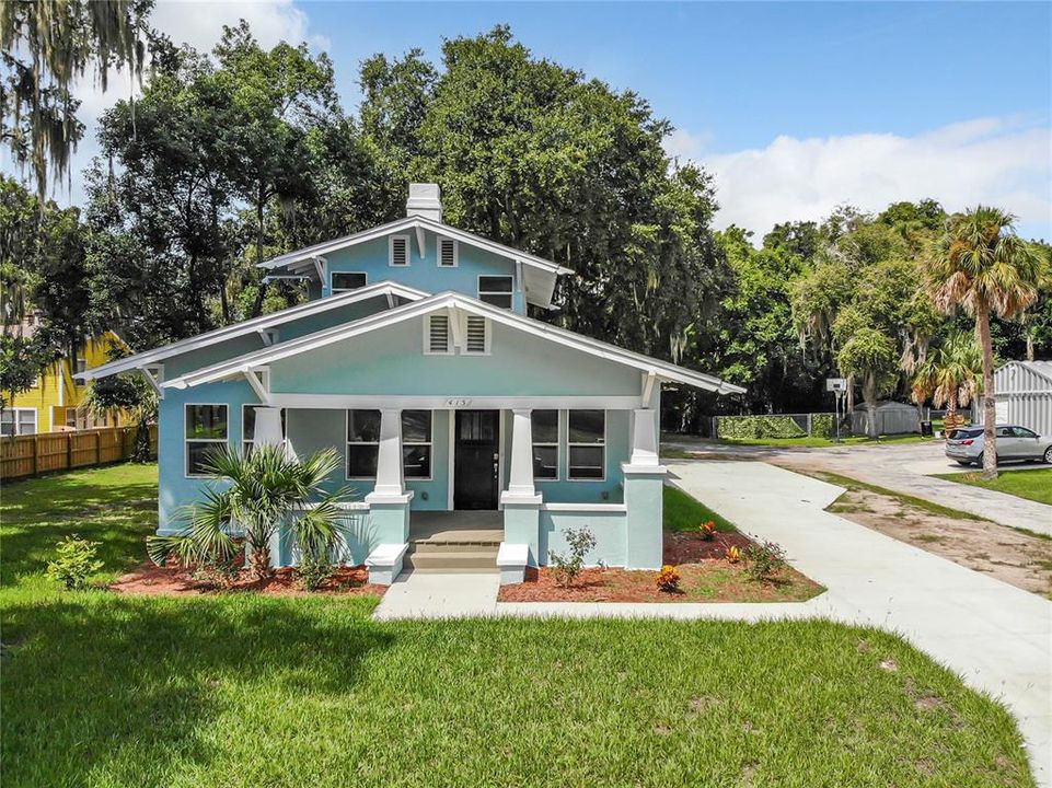 Recently Rented: $2,500 (3 beds, 2 baths, 2052 Square Feet)